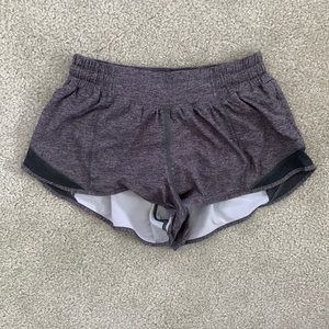 Lululemon Hotty Hot short 2.5”